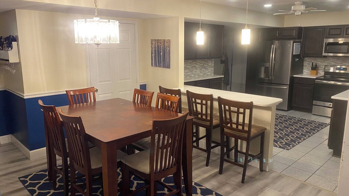 Arendtsville House | Dog friendly 3-bedroom house with hot tub, 12 min from Gettysburg!