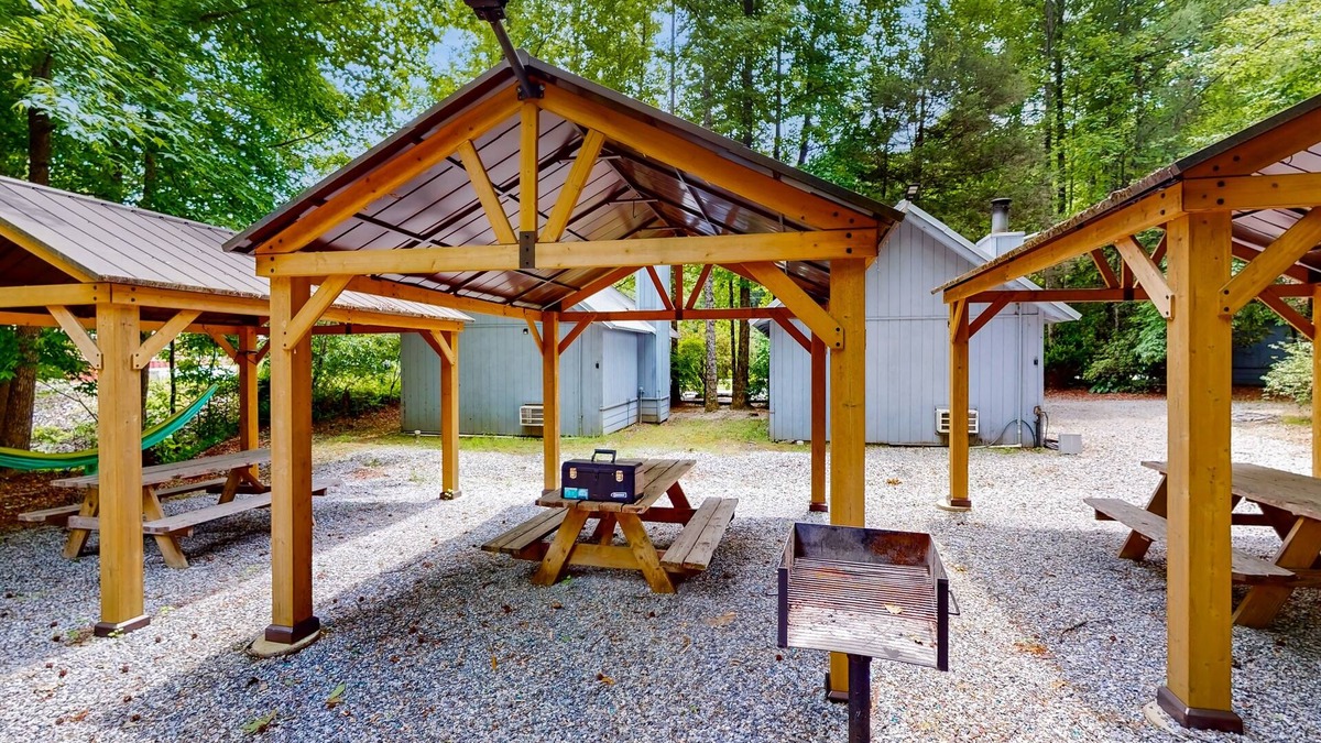Sautee Nacoochee Cottage | Dog-friendly, cozy cottage w/serene surroundings & amazing mountain views