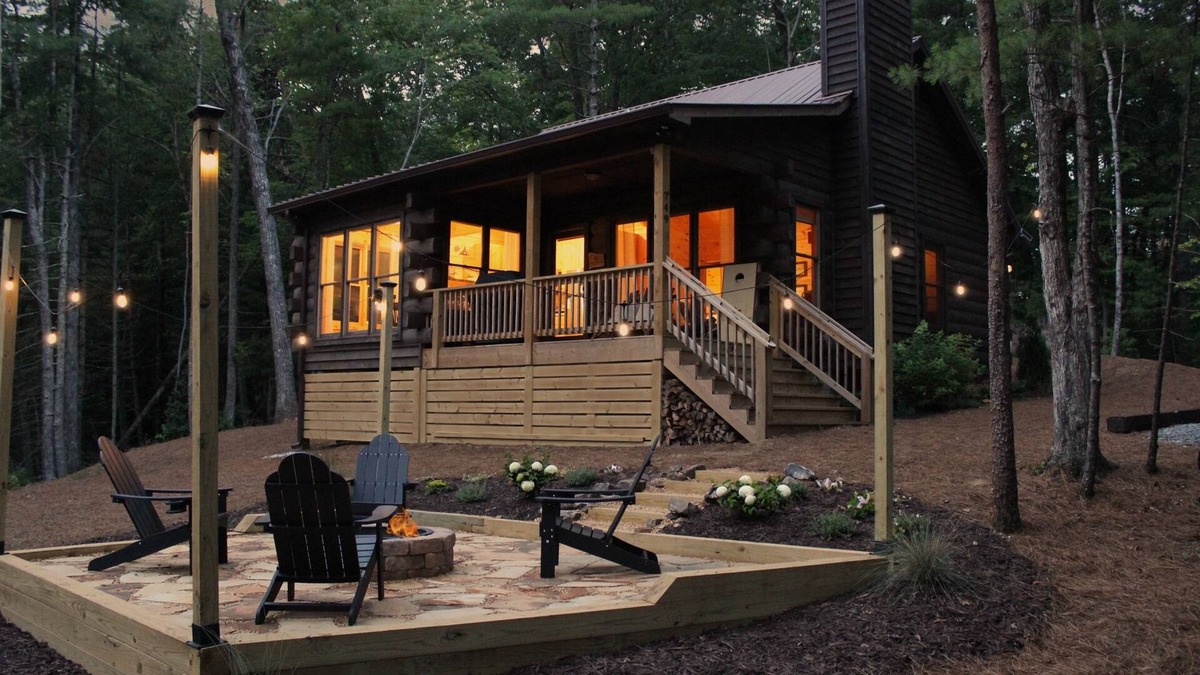 Hidden Lake Cabin | Dog-friendly cabin with covered porch, patio, firepit, fireplace, & grill