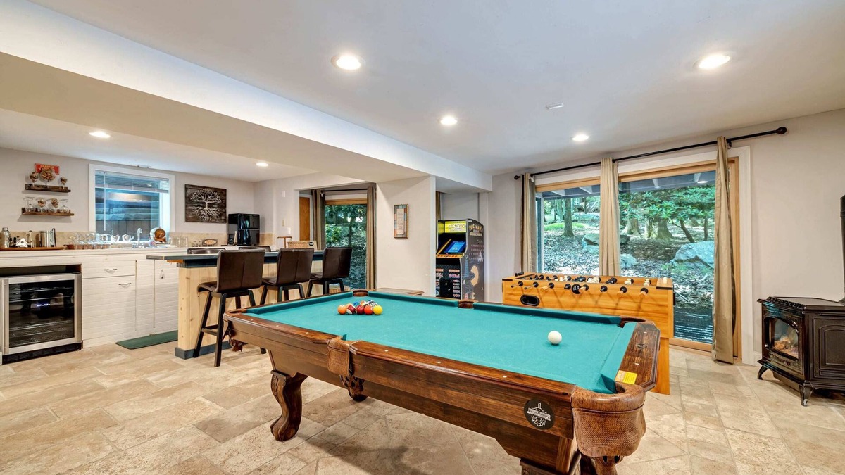 Lake Harmony House | Dog Friendly Escape w/Game Room, Hot Tub, Fire Pit