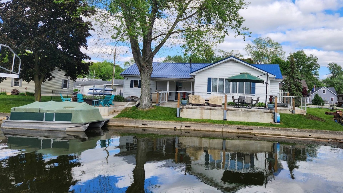 Wolcottville House | Dog-Friendly & Family-Ready Lakefront Home on Witmer Lake