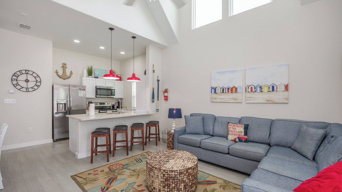Corpus Christi House | Dog-Friendly Getaway with Fun Amenities, Just Steps from the Beach