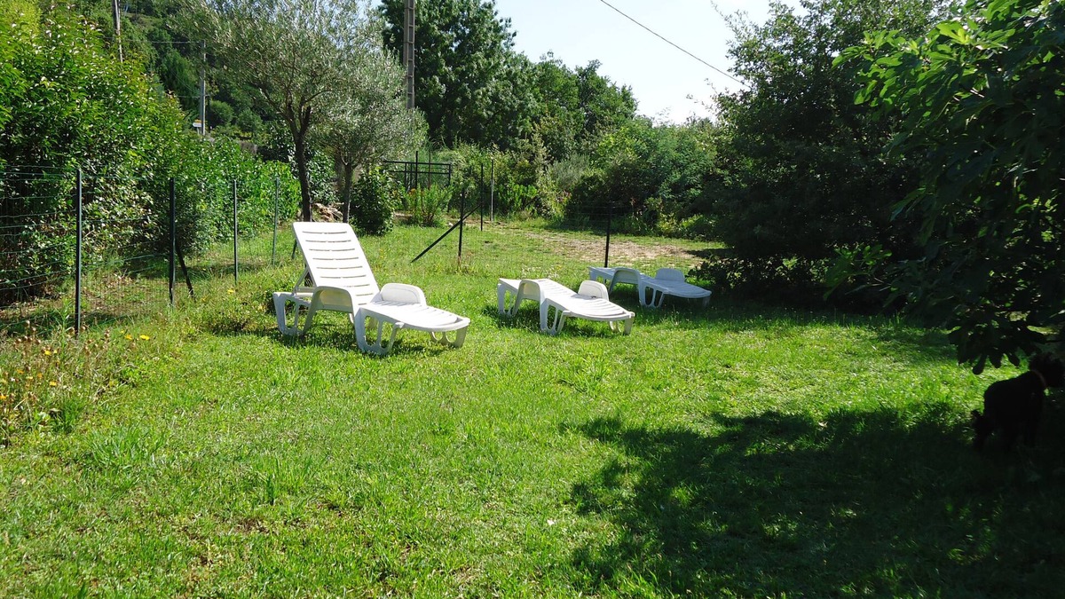 Fozieres Cottage | Dog-friendly gîte with large enclosed garden 20 minutes from Lac du Salagou