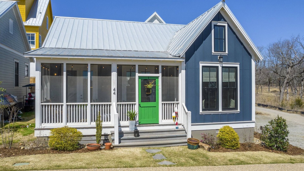 Eufaula Cottage | Dog friendly home in Carlton Landing, Oklahoma on Lake Eufaula