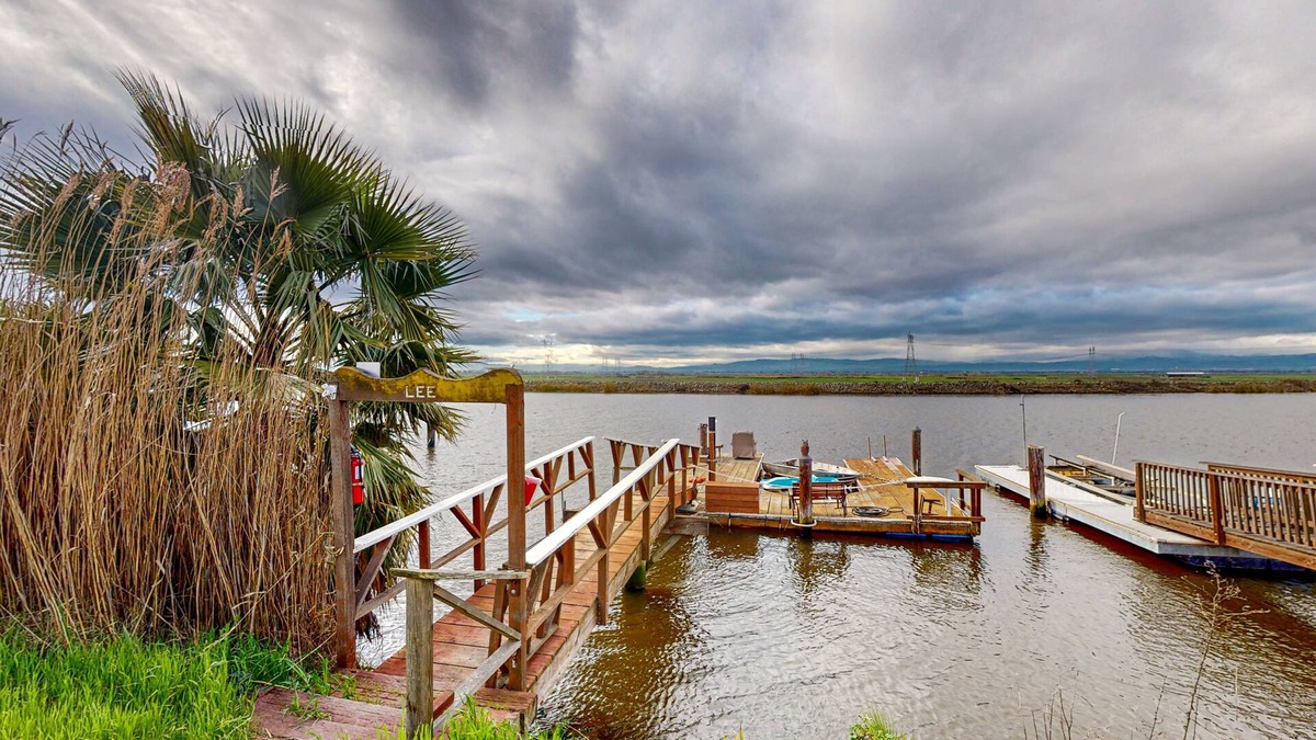 Bethel Island House | Dog-friendly home near river & marinas with firepit, grill, dock, camping ground
