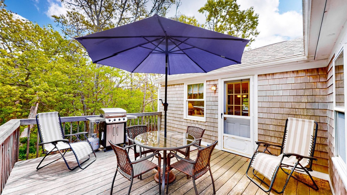 South Chatham House | Dog-Friendly Home w/Yard, Deck, Free WiFi, New Gas Grill - Walk to the Beach