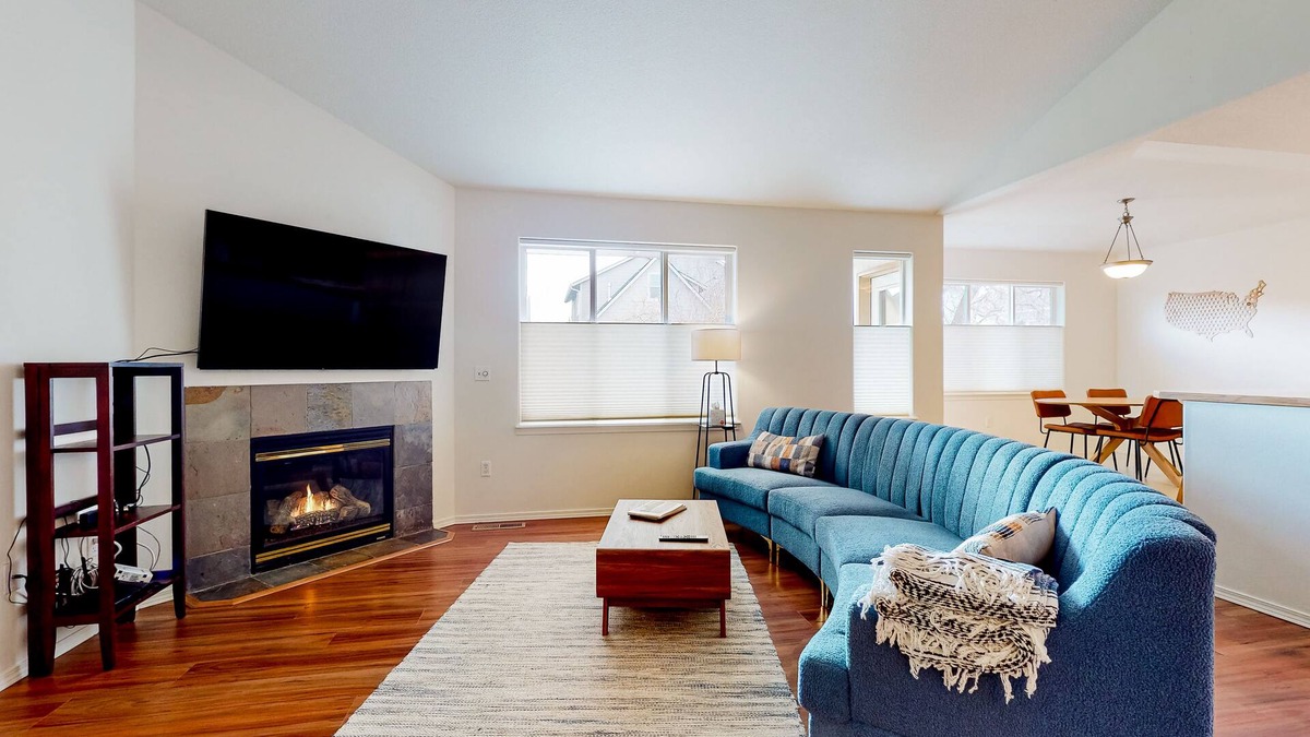 Redmond House | Dog-friendly home with enclosed yard, fireplace, W/D, central AC, & streaming