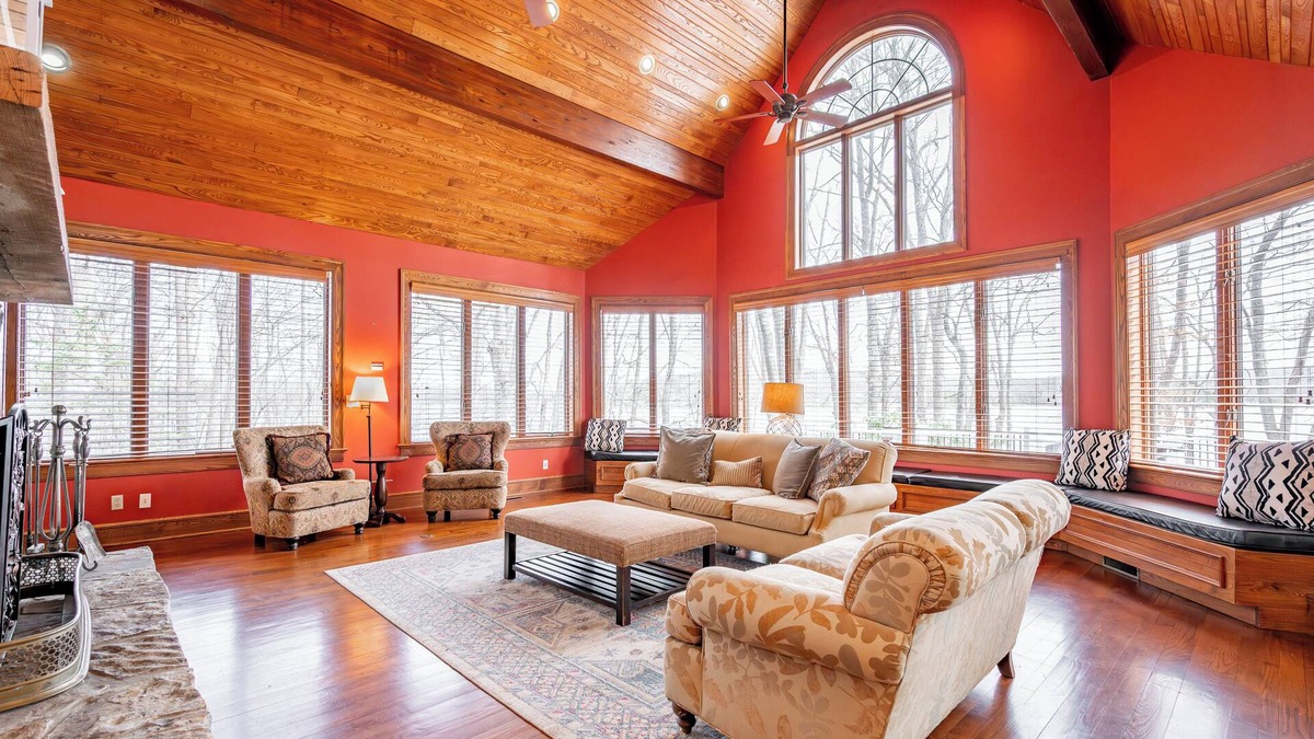 Blakeslee House | Dog Friendly, Lake Views, Private Dock & Cozy Fire Nights
