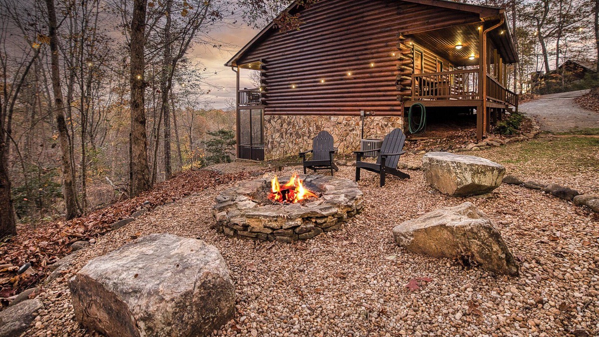 Blue Ridge Cabin | Dog-Friendly Log Cabin with Hot Tub, Fire Pit, and Game Room.