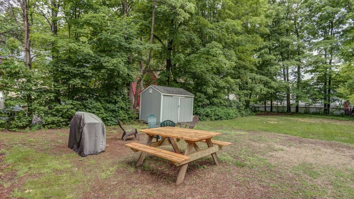North Conway House | Dog Friendly Minutes to North Conway downtown