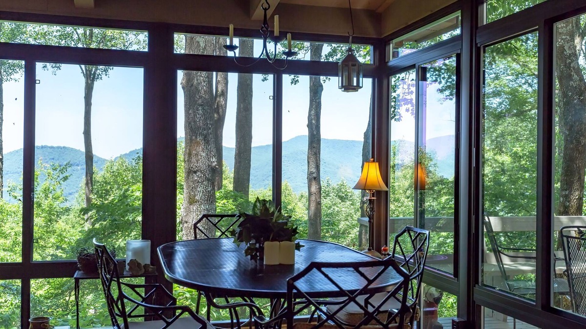 Walnut Mountain Cottage | Dog-friendly mountain cottage w/furnished decks, amazing views, free WiFi, pool