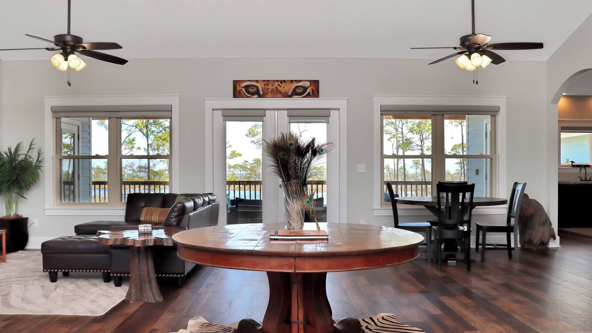 Cape San Blas House | 🌊Dog Friendly-Private Bayfront Dock-Across from Beach-Treetops🌊
