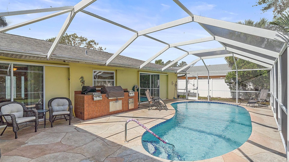Sarasota House | Dog-Friendly, Private Pool Home with Golf & Cycling at Bobby Jones Golf Club
