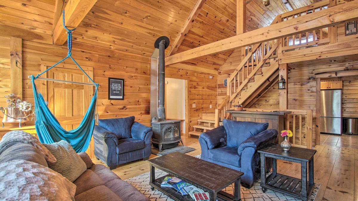 Fryeburg Cabin | Dog-Friendly, Secluded Cabin: Close to Hiking