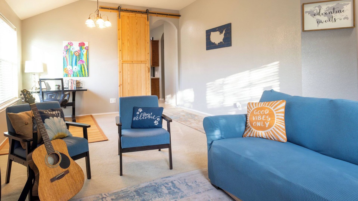 Kyle House | Dog-Friendly/Spacious 4BR/2BA Home/Near Austin/EV Charger/Separate Office