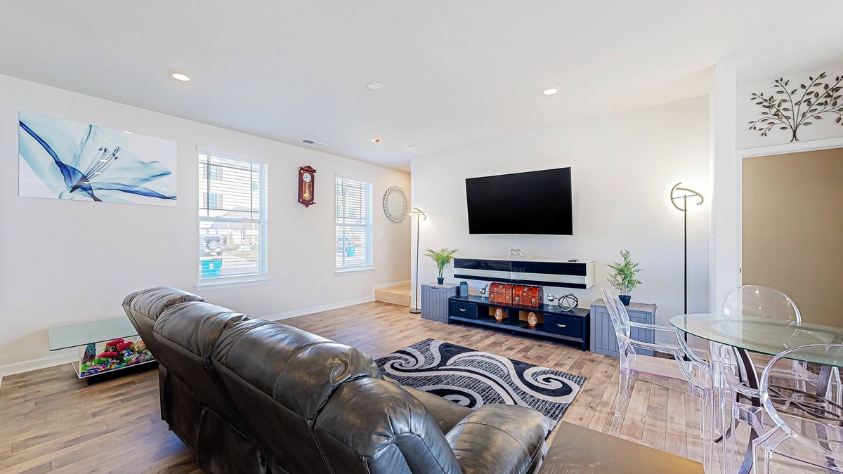 Wyoming House | Dog-friendly townhouse with enclosed backyard, grill, streaming, fireplace, AC