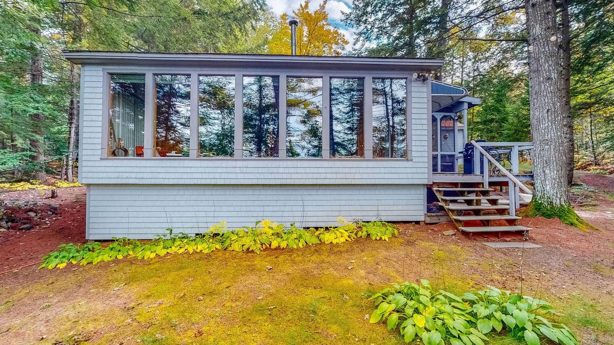 Palermo Cottage | Dog-friendy lakefront cottage w/gas fireplace, firepit, dock, grill, & 3 kayaks