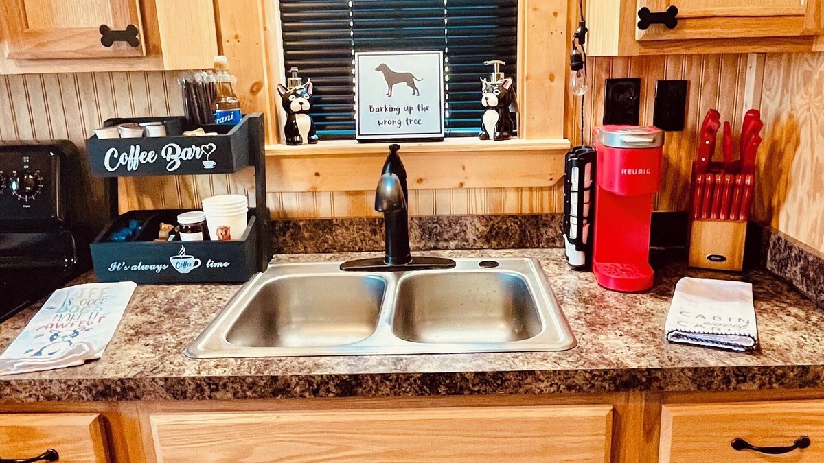 Bryan Cabin | Dogs Rule at the Cabin at Camp K9, but people are welcome too.