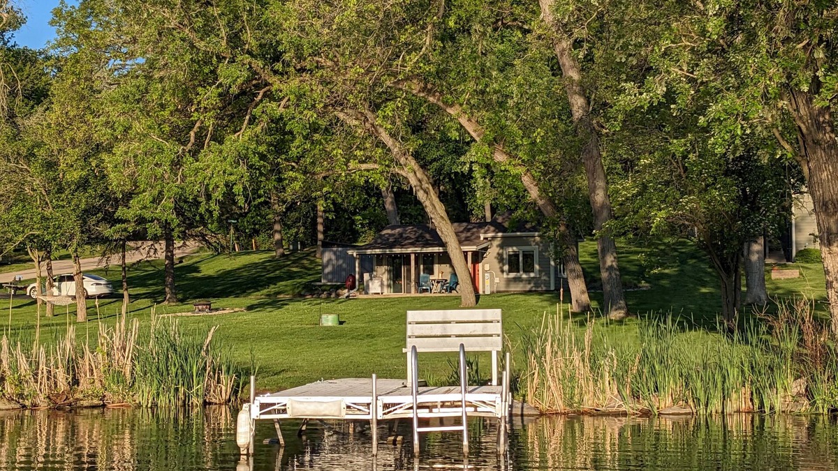 Hustisford House | Dogs Stay Free! Lakefront Bungalow with Dock