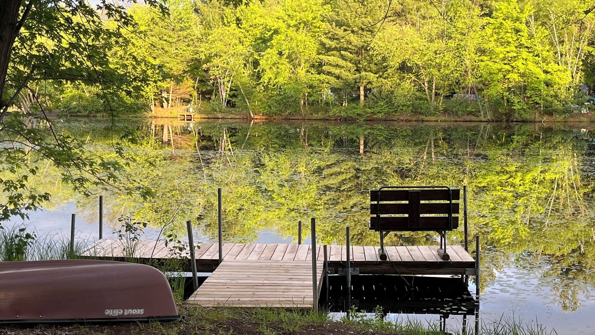 Mauston House | Dogs Welcome! Lake House. Close to Dells!