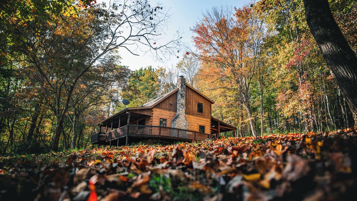 Logan Cabin | Dogwood - Hosted by The Chalets
