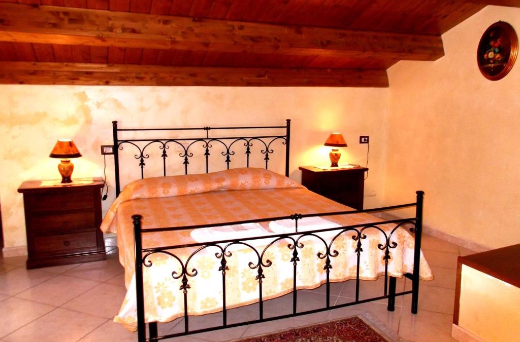 Terranova di Pollino Bed & Breakfast | Dolcedorme Bed And Breakfast