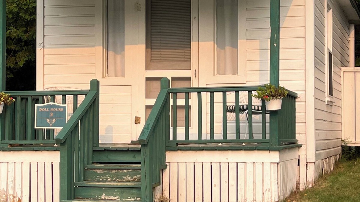 Onekama House | Dollhouse 3 at Portage Point Resort