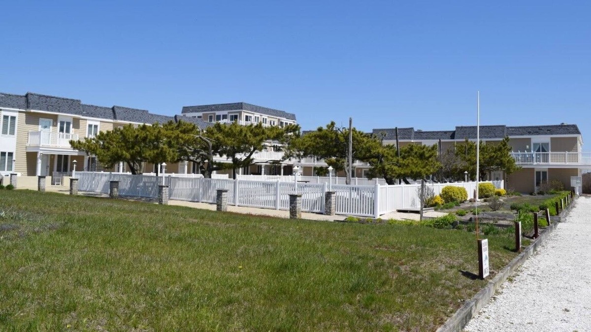 Dennisville Condo | Dolphin Beach Condos
