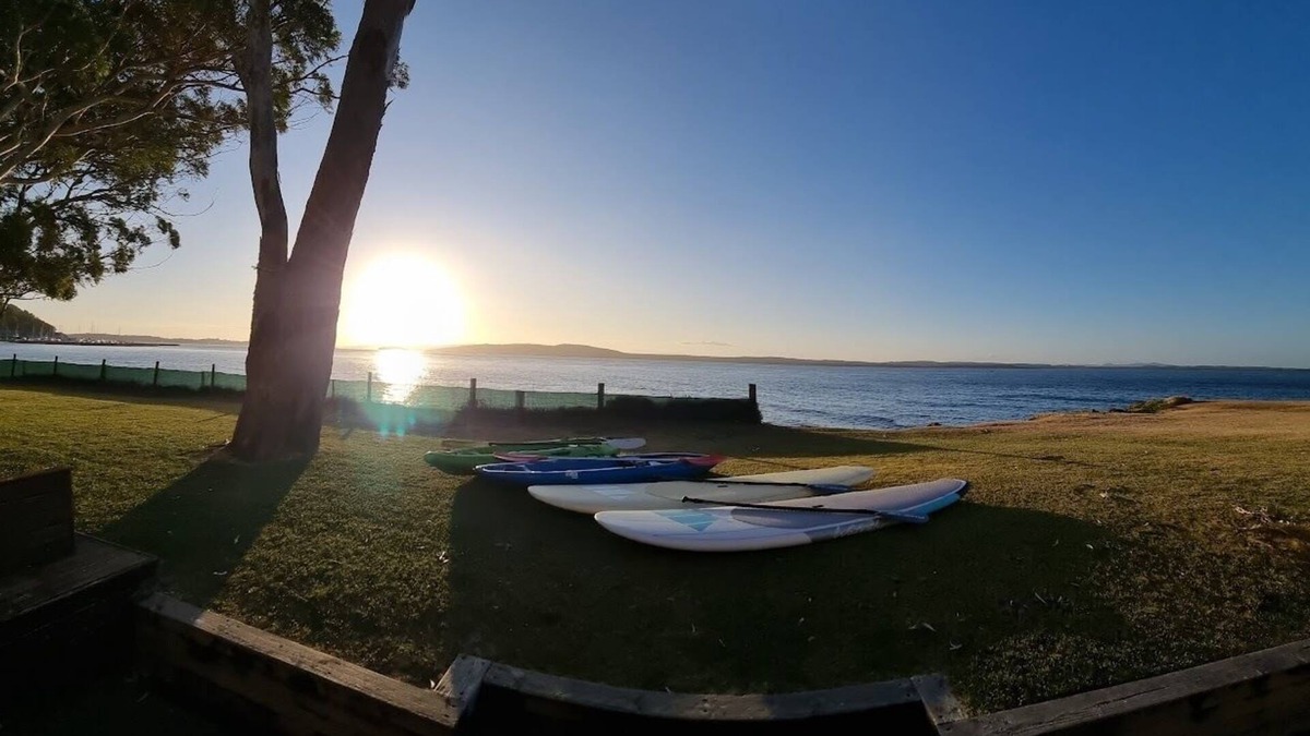 Port Stephens Council Apartment | 'Dolphin Shores' *2 SUPs 2 Kayaks* WATERFRONT ACCOMMODATION Port Stephens