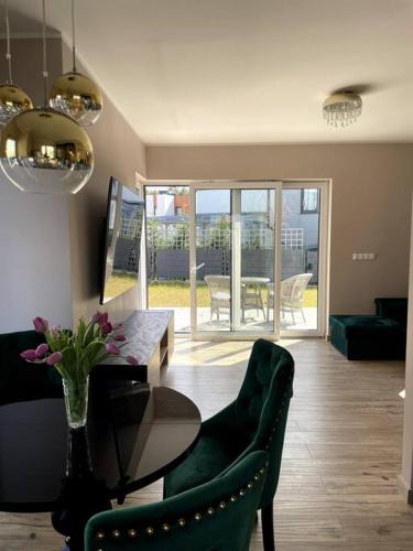 Ustka Villa | Dom „Pod lasem” w Ustce