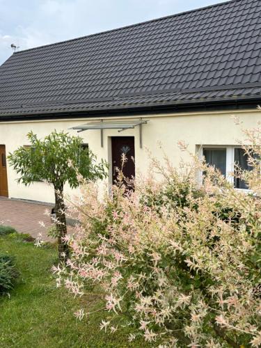 Ustronie Morskie House | Dom Wakacyjny na Wsi Blisko Morza