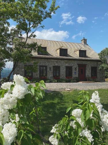 Saint-Pierre-de-l'lle-d'Orleans Bed & Breakfast | Domaine Steinbach Cidrerie B&B Distillerie