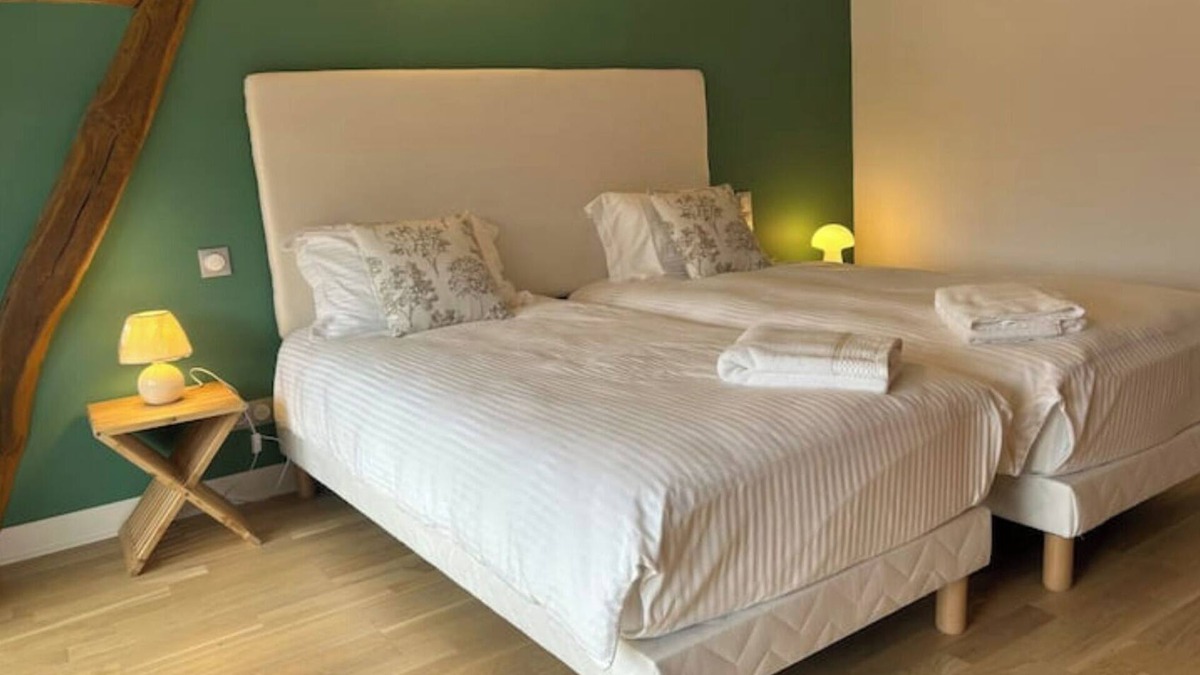 La Chapelle la Reine House | Domaine Avec Jardin, Piscine, Jacuzzi