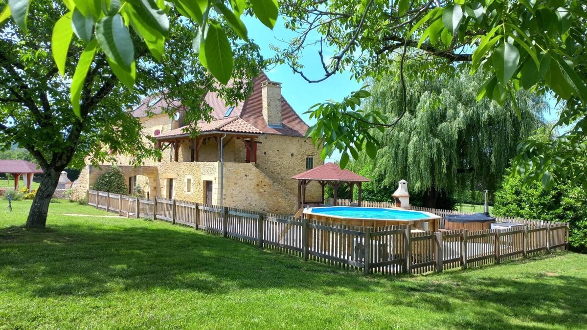Siorac-en-Perigord House | Domaine BENESTER - Gîte La PERIGOURDINE - Black Perigord