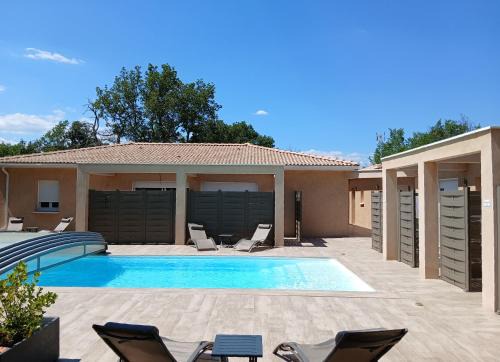 Saint-Martin-de-Londres Apartment | Domaine Chante-Cevennes