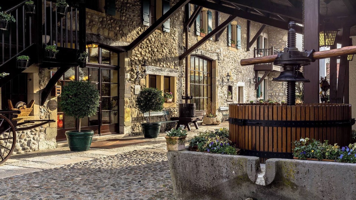 Peney-Dessus Hotel | Domaine De Chateauvieux