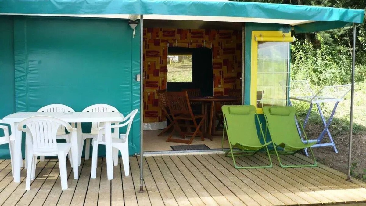 St-Sulpice-de-Mareuil House | Domaine de Corneuil * - Tent Kanada Comfort with shower cabin and toilet 5 people