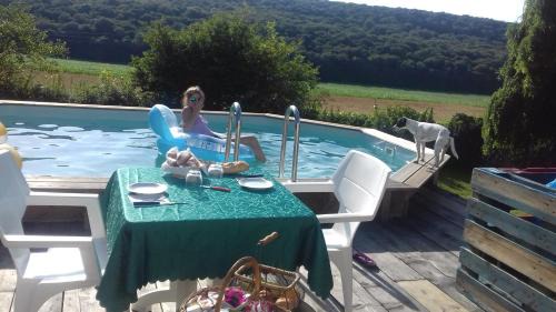 Gezier-et-Fontenelay Bed & Breakfast | Domaine de Fontenelay