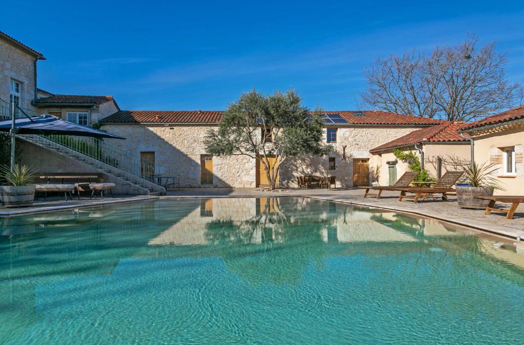 Castelmoron-sur-Lot Bed & Breakfast | Domaine de Rambeau