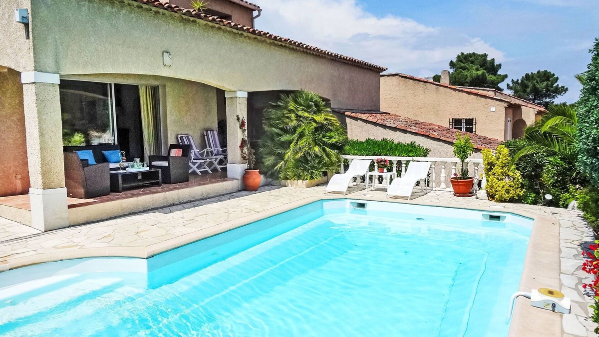 Gassin House | Domaine de Saint Martin by Interhome