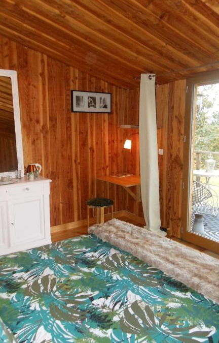 Dore-lʼEglise Bed & Breakfast | Domaine de Sault