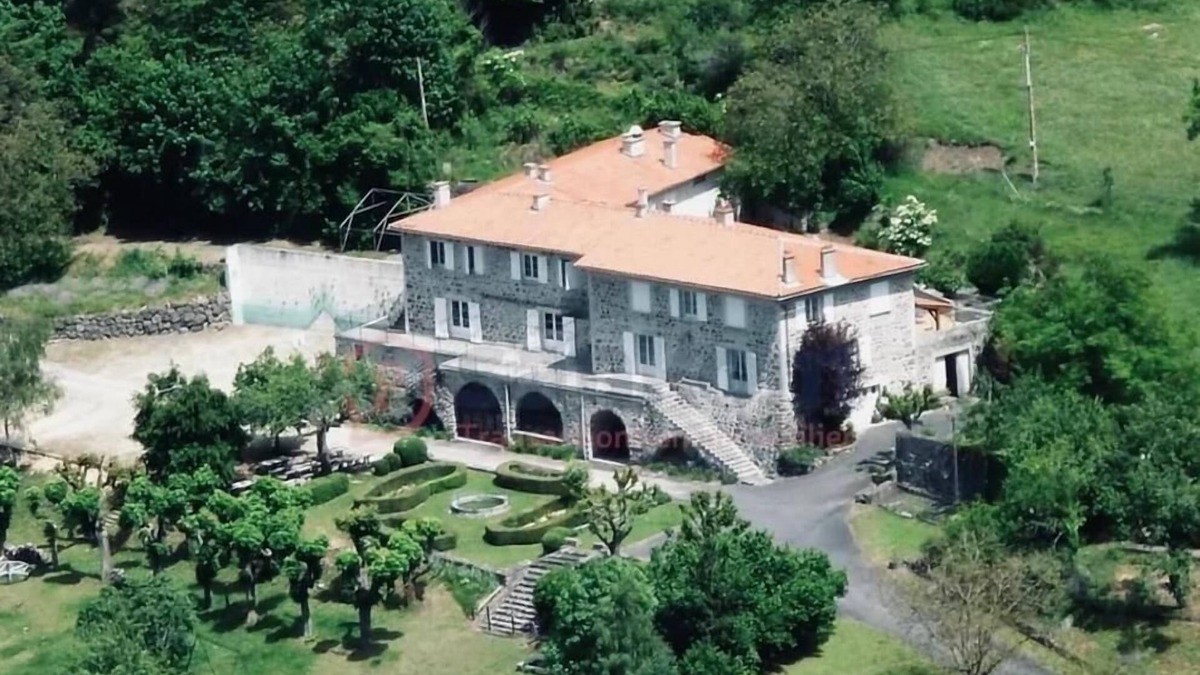 Coubon Bed & Breakfast | Domaine de Souchiol