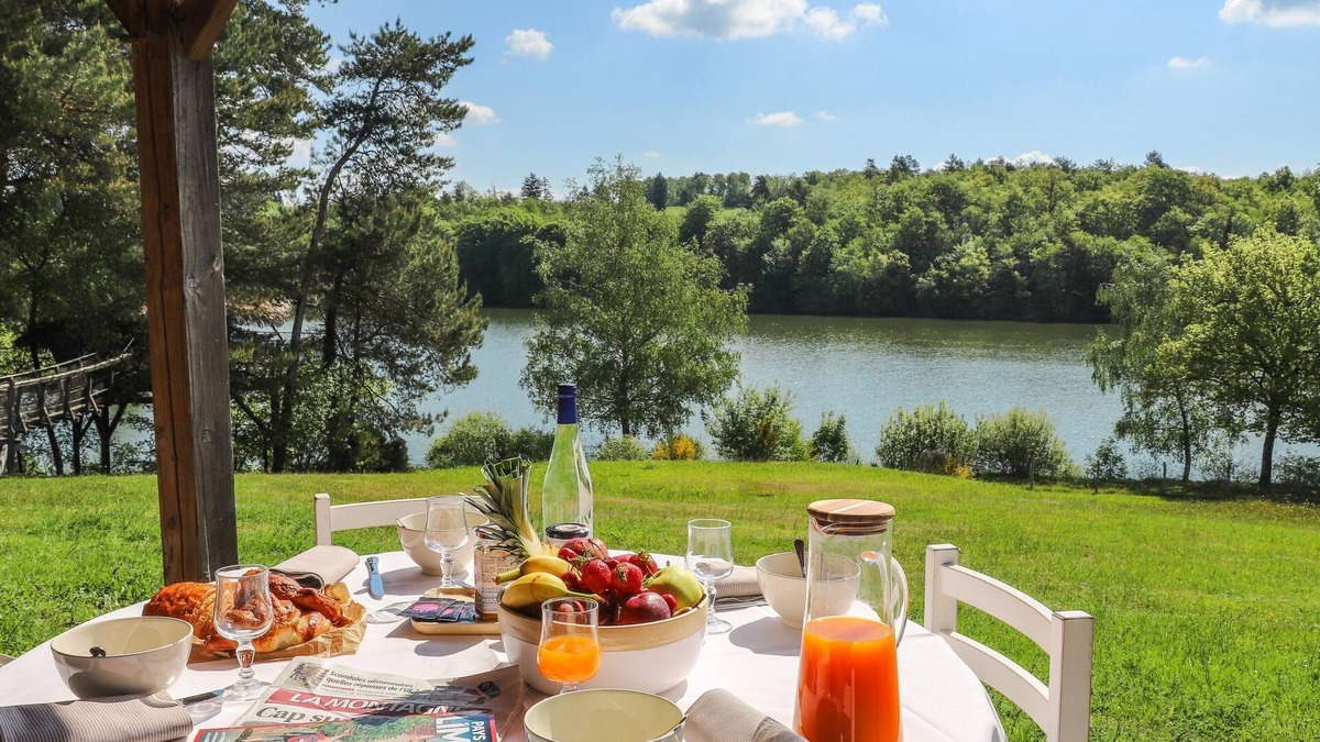 Meyrignac-l'Eglise House | Domaine des Monédières - Chalet Lac 4-6 by Interhome