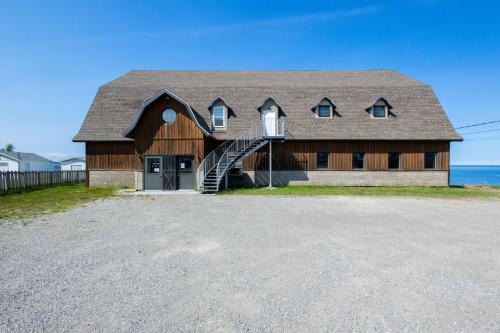 Sainte-Anne-des-Monts Hotel | Domaine du Récif