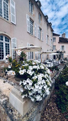 Savigny-en-Terre-Plaine House | Domaine familial du château de Ragny