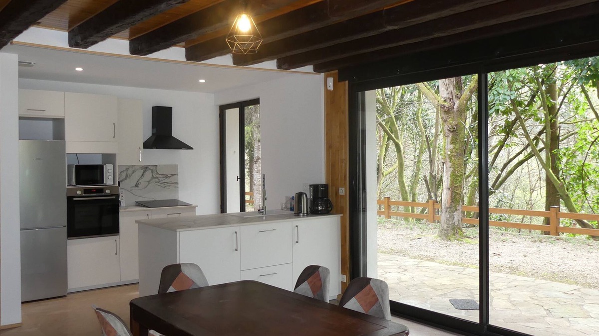 Saint-Pierre-de-Frugie House | Domaine Privé au Coeur du Périgord Vert Avec Villa, Piscine, Étangs et Bois