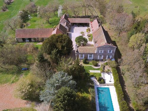 Couches Bed & Breakfast | Domaine Les Bertrands