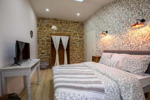 Bains-sur-Oust Bed & Breakfast | Domaine les Hilliers