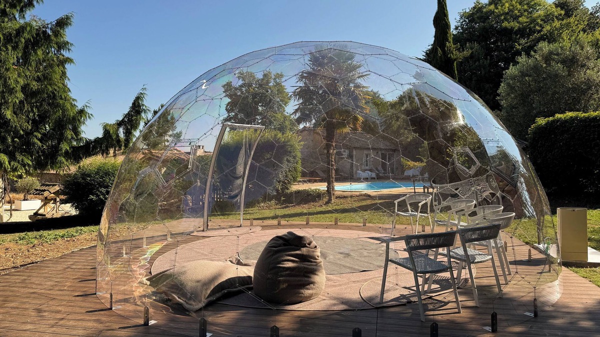 Chey House | Domaine Lucienne. An exceptional property with domes and pickleball court.