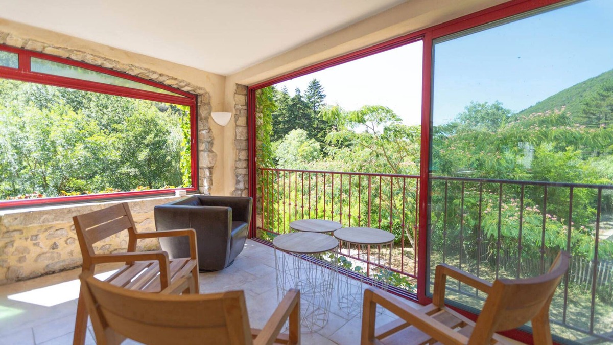 Lunas Bed & Breakfast | Domaine Soala, group gite